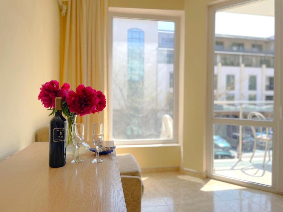 Family Hotel Morska Zvezda Μπαλτσίκ Εξωτερικό φωτογραφία