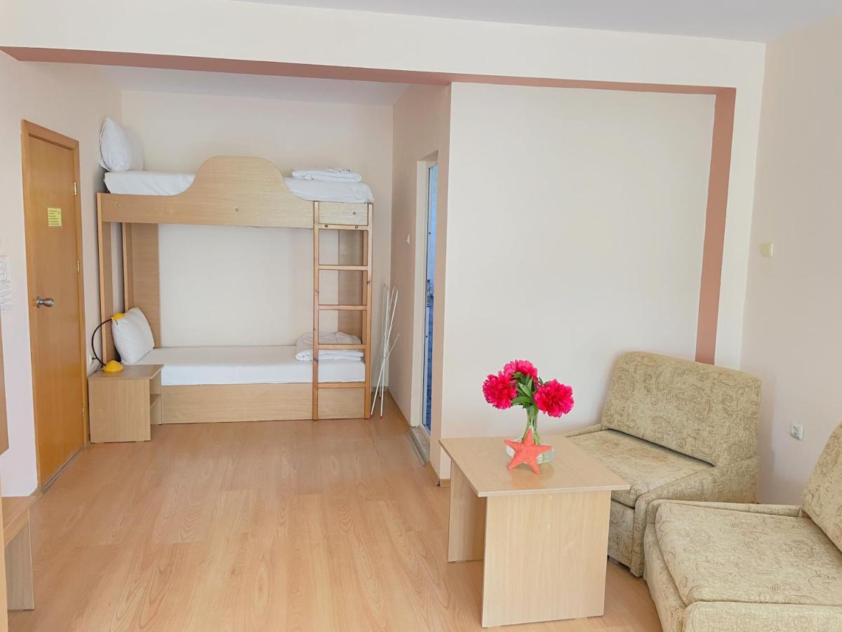 Family Hotel Morska Zvezda Μπαλτσίκ Εξωτερικό φωτογραφία