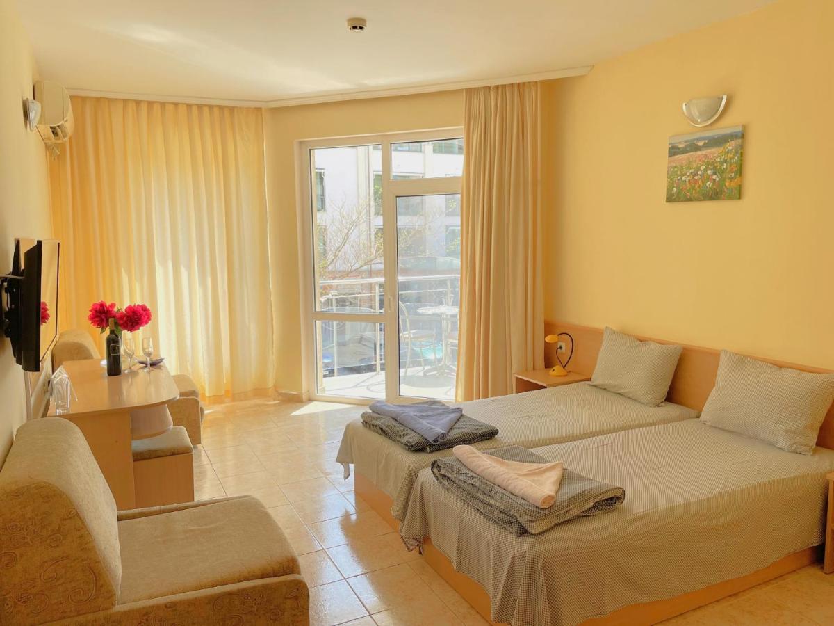 Family Hotel Morska Zvezda Μπαλτσίκ Εξωτερικό φωτογραφία