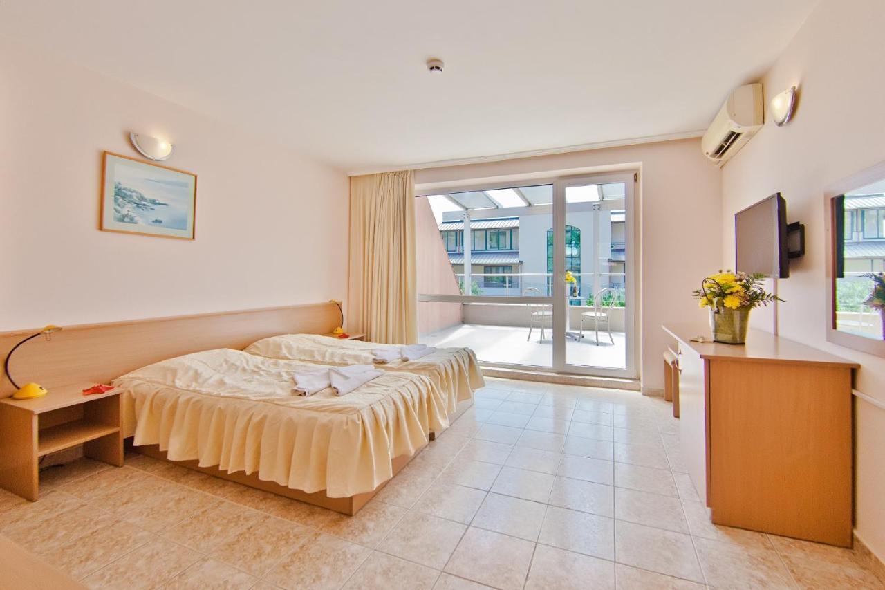 Family Hotel Morska Zvezda Μπαλτσίκ Εξωτερικό φωτογραφία