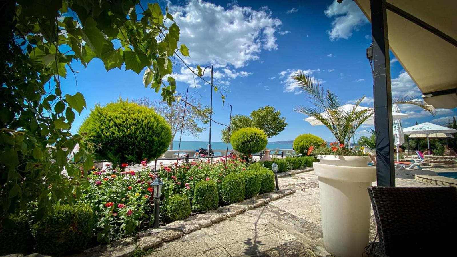 Family Hotel Morska Zvezda Μπαλτσίκ Εξωτερικό φωτογραφία